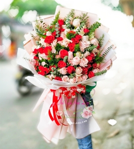 Bó Hoa Hồng Siêu To Siêu Khổng Lồ HB015