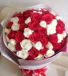 Bó Hoa Hồng Tình Yêu Lung Linh HB025 