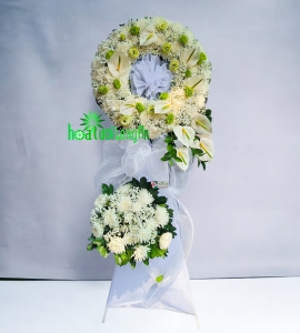 Vòng Hoa Chia Buồn Hiện Đại CB205