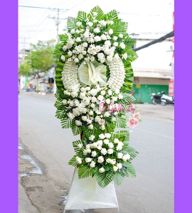 Kệ Hoa Chia Buồn CB010 ( 3 Tầng )