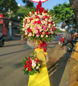 Kệ Hoa Chúc Mừng KT068