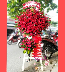 Kệ Hoa Chúc Mừng Rực Rỡ Huy Hoàng KT104