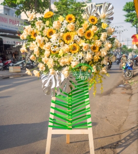 Kệ Hoa Gỗ Cao Cấp Chúc Mừng Phát Đạt KT024
