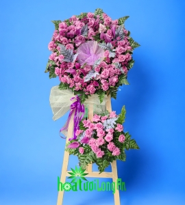 Vòng Hoa Chia Buồn Sang Trọng CB256