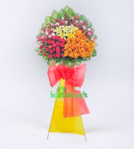 Lẵng Hoa Chúc Mừng Giá Rẻ KT049