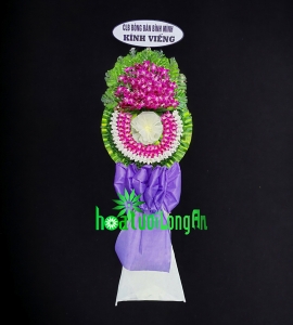 Kệ Hoa Chia Buồn Giá Rẻ CB105
