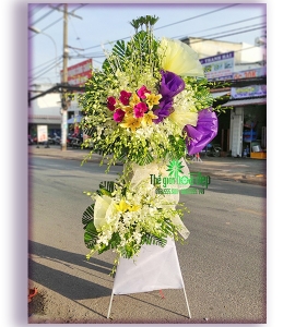 Lẵng Hoa Chia Buồn CB101